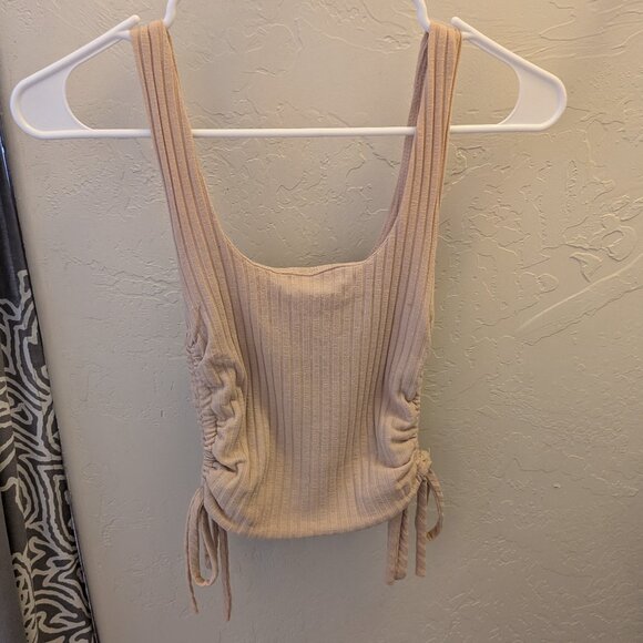 Tan Scrunch Crop Top - Picture 3 of 3